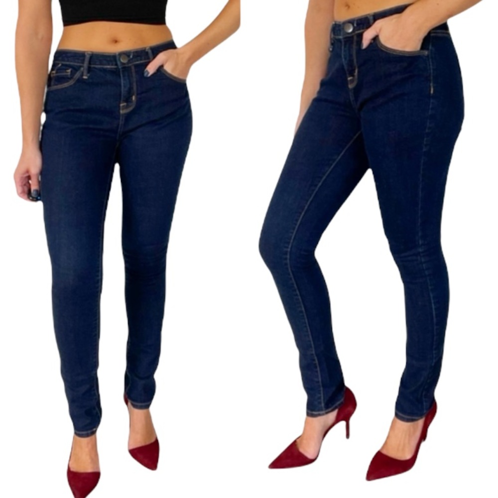 Mossimo curvy skinny dark wash mid rise jeans size 2S